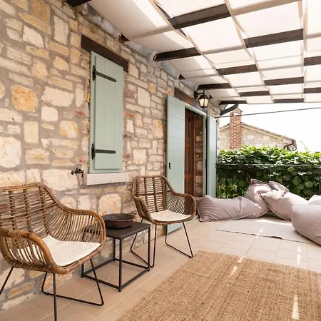 Family Aryana With Pool In Porec Villa *
