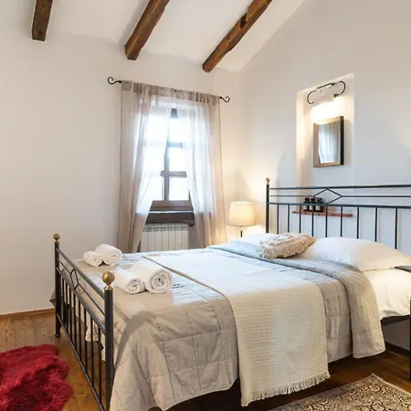 Vila Family Aryana With Pool In Porec *